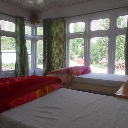 Sernang Homestay Hundar Buitenkant foto