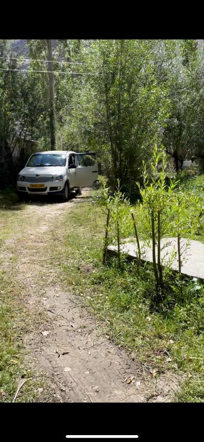 Sernang Homestay Hundar Buitenkant foto