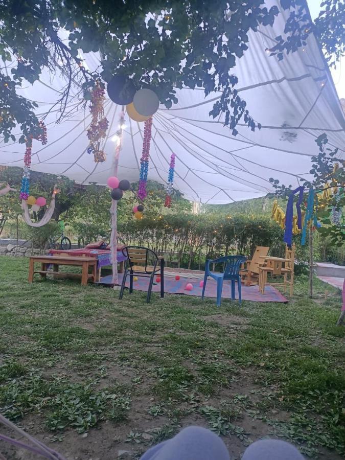 Sernang Homestay Hundar Buitenkant foto