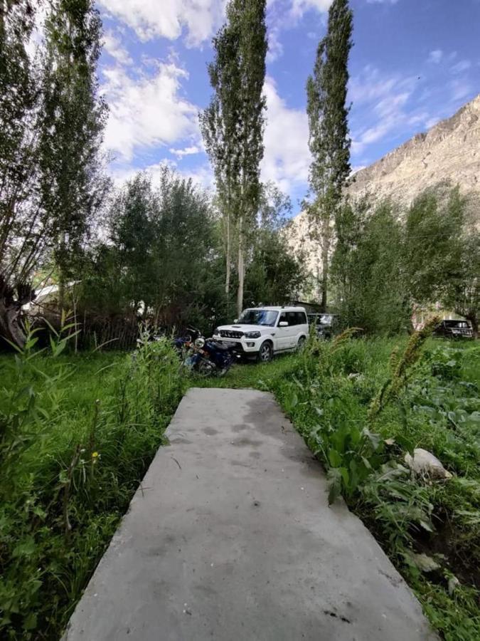Sernang Homestay Hundar Buitenkant foto