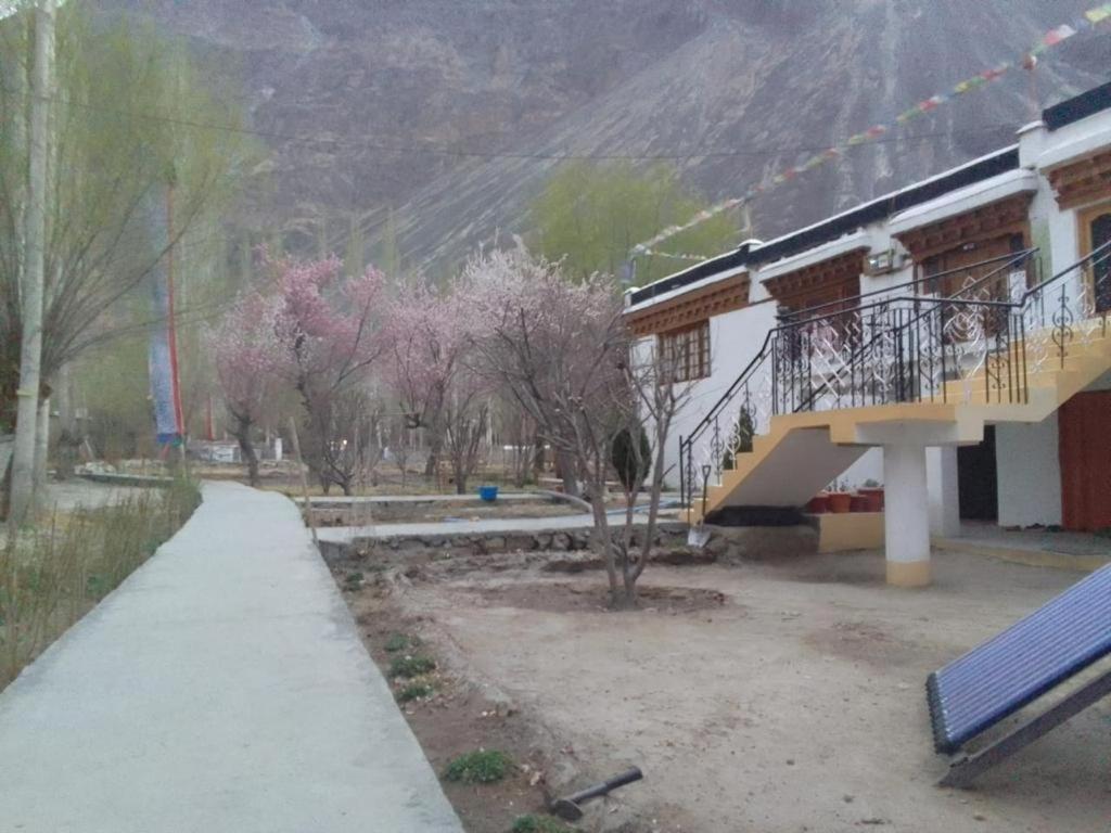 Sernang Homestay Hundar Buitenkant foto