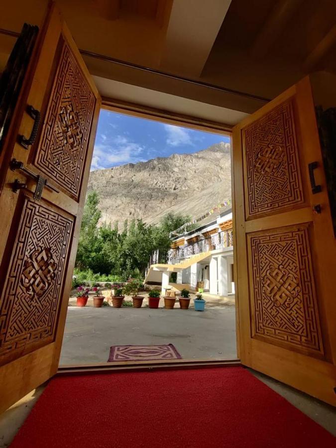 Sernang Homestay Hundar Buitenkant foto